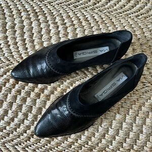 Via Spiga Women's Black Suede Muse Lizard Shoe Size 7